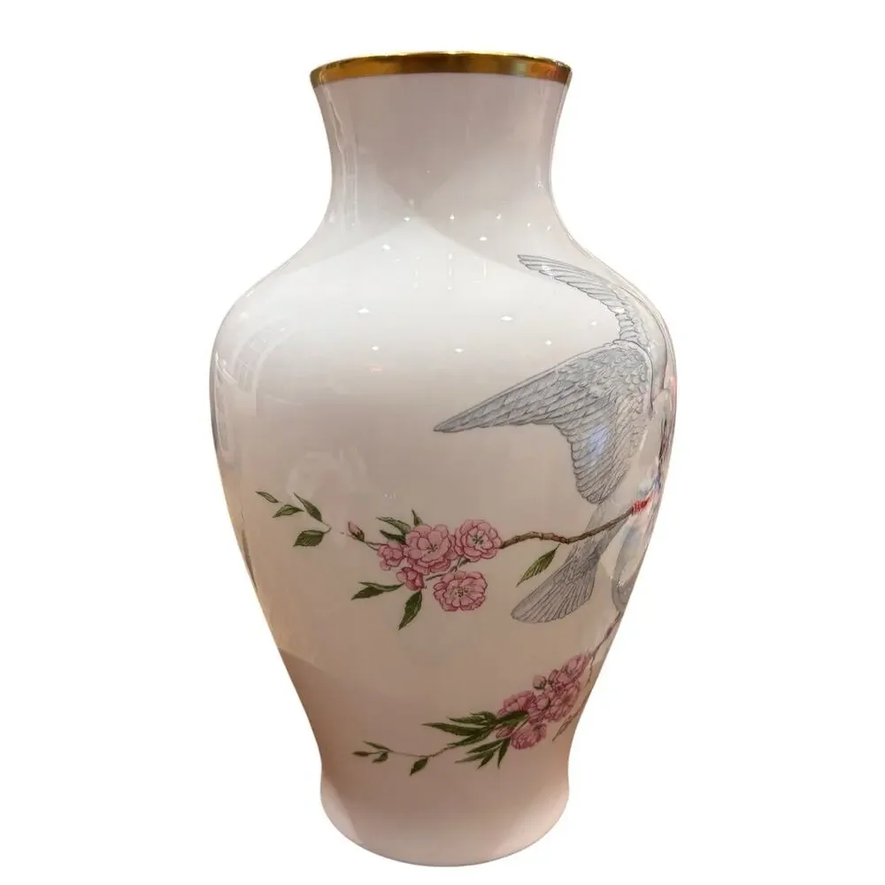 Vintage Boehm Tranquility Vase Bone China Doves Flowers Gold Rim High Gloss